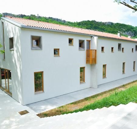 Youth Hostel Ajdovscina Ngoại thất bức ảnh