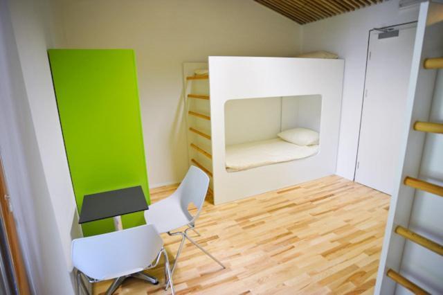 Youth Hostel Ajdovscina Ngoại thất bức ảnh