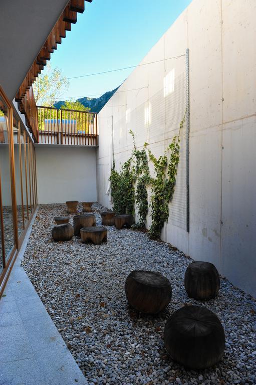 Youth Hostel Ajdovscina Ngoại thất bức ảnh