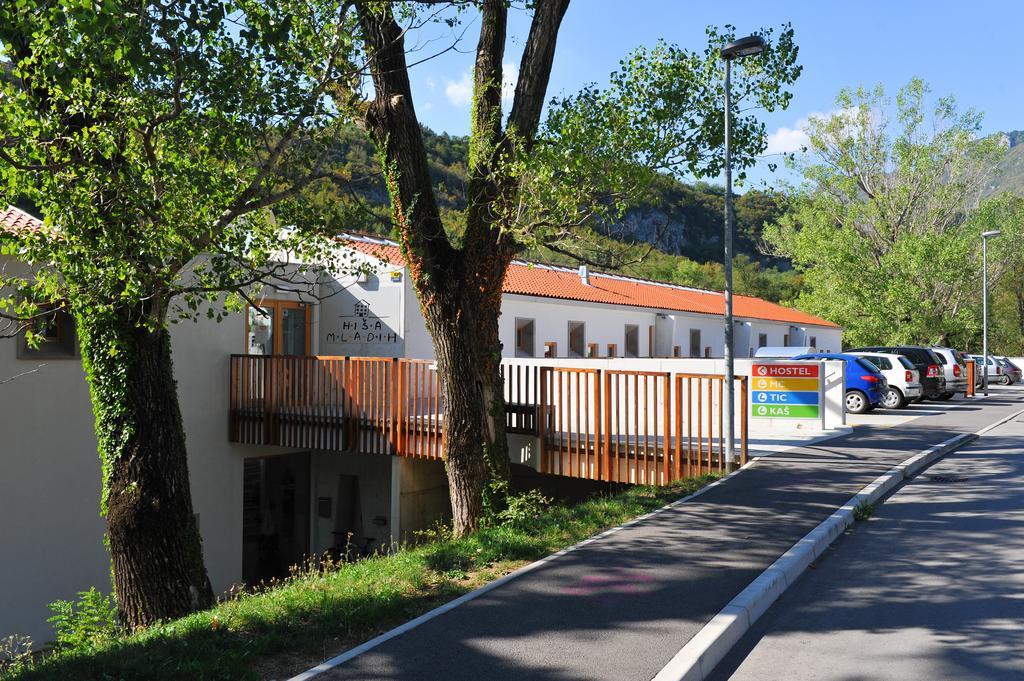 Youth Hostel Ajdovscina Ngoại thất bức ảnh